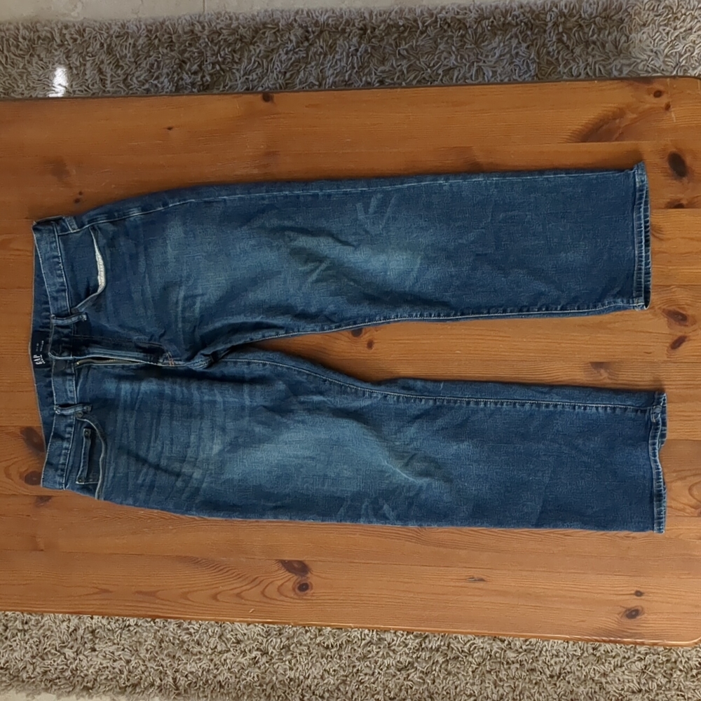 GAP Relaxed Jeans